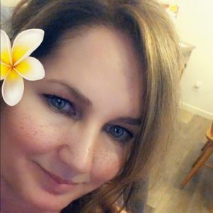 Meet your Posher, Heidi